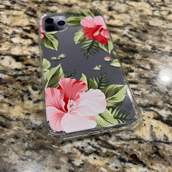 (3) Cases (iPhone 11 ProMax/XS) - Picture 5 of 11